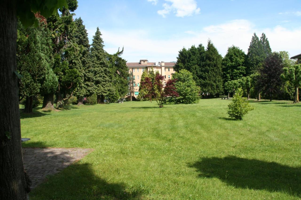 Hotel Casa Immacolata Verbania Exterior foto